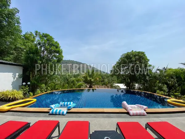 CHA5811: Luxury Eight Bedroom Villa in Chalong. Photo #52