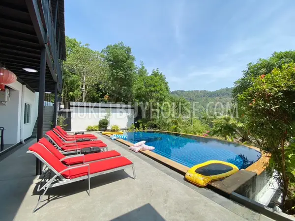 CHA5811: Luxury Eight Bedroom Villa in Chalong. Photo #79