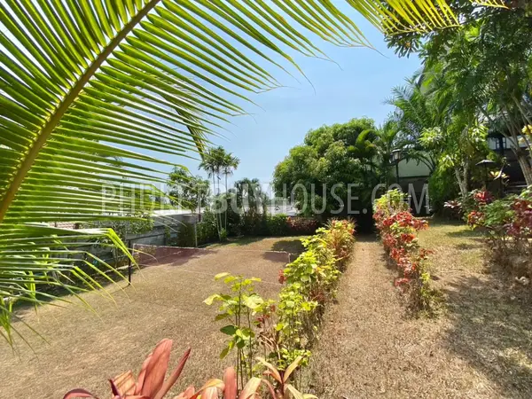 CHA5811: Luxury Eight Bedroom Villa in Chalong. Photo #97