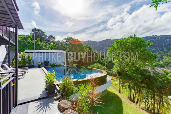 CHA5811: Luxury Eight Bedroom Villa in Chalong. Photo #4