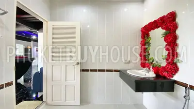 CHA5811: Luxury Eight Bedroom Villa in Chalong. Photo #58
