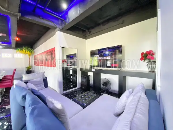 CHA5811: Luxury Eight Bedroom Villa in Chalong. Photo #92