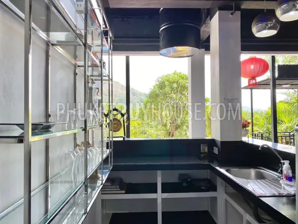 CHA5811: Luxury Eight Bedroom Villa in Chalong. Photo #82