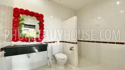 CHA5811: Luxury Eight Bedroom Villa in Chalong. Photo #33
