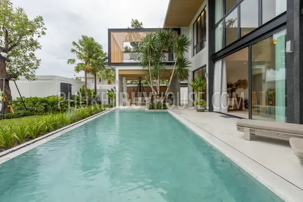 CHA22637: Spacious Modern Villas with Total Privacy in Southern Phuket, Chalong Bay. Photo #2