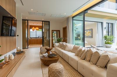 CHA22637: Spacious Modern Villas with Total Privacy in Southern Phuket, Chalong Bay. Photo #5