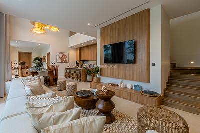 CHA22637: Spacious Modern Villas with Total Privacy in Southern Phuket, Chalong Bay. Photo #6