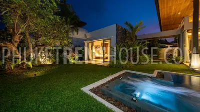 BAN22640: Luxury 4-Bedroom Pool Villa near Bangtao Beach. Photo #28