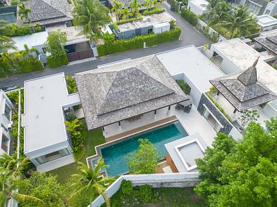BAN22640: Luxury 4-Bedroom Pool Villa near Bangtao Beach. Photo #35
