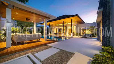 BAN22640: Luxury 4-Bedroom Pool Villa near Bangtao Beach. Photo #3