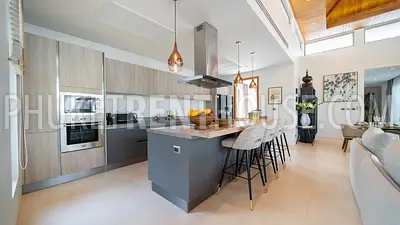 BAN22640: Luxury 4-Bedroom Pool Villa near Bangtao Beach. Photo #26