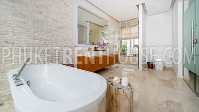 BAN22640: Luxury 4-Bedroom Pool Villa near Bangtao Beach. Photo #34