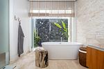 BAN22640: Luxury 4-Bedroom Pool Villa near Bangtao Beach. Thumbnail #7