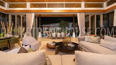 BAN22640: Luxury 4-Bedroom Pool Villa near Bangtao Beach. Photo #11