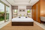 BAN22640: Luxury 4-Bedroom Pool Villa near Bangtao Beach. Thumbnail #9
