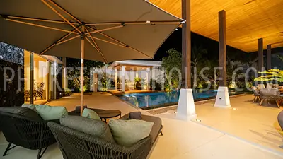 BAN22640: Luxury 4-Bedroom Pool Villa near Bangtao Beach. Photo #36