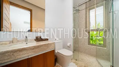 BAN22640: Luxury 4-Bedroom Pool Villa near Bangtao Beach. Photo #8