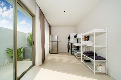 BAN22640: Luxury 4-Bedroom Pool Villa near Bangtao Beach. Photo #12