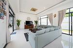 BAN22642: Tropical 4-Bedroom Villa with Private Pool in Pasak. Thumbnail #10