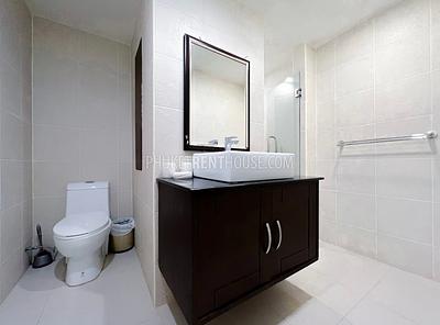 NAI22644: Spacious 3-Bedroom Apartment with Lake View Near Nai Harn Beach. Photo #11