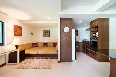 NAI22644: Spacious 3-Bedroom Apartment with Lake View Near Nai Harn Beach. Photo #3