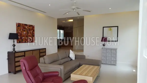 LAY6937: 3 bedroom apartment in Layan beach area. Photo #10