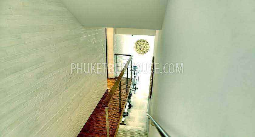 SUR6940: Luxury Villa for Sale in Surin Beach Area. Photo #8