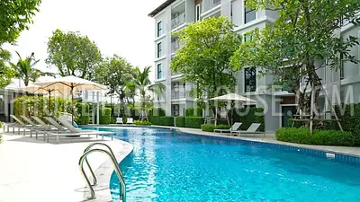 RAW22281: Modern 1-Bedroom Apartment with Pool View For Rent. Photo #3