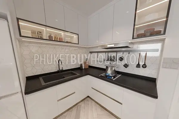 LAY22285: Resale: 2 BR Unit from Developer in an Amazing Beachfront Complex in Layan. Photo #5