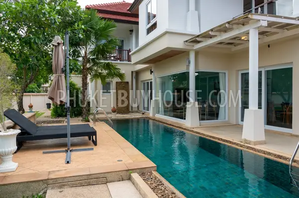 BAN22287: Elegant Two-Story 3BR Home with Stunning Golf Course and Lake Views for Sale in Bang Tao. Fotoğraf #43