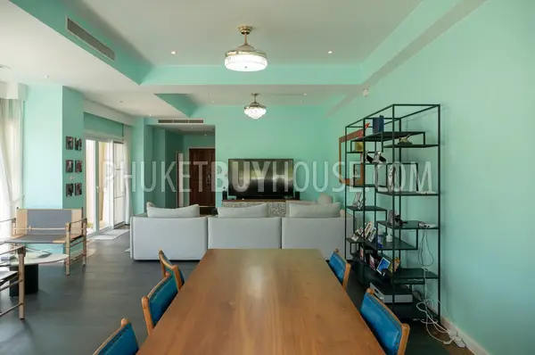 BAN22287: Elegant Two-Story 3BR Home with Stunning Golf Course and Lake Views for Sale in Bang Tao. Fotoğraf #7