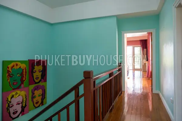 BAN22287: Elegant Two-Story 3BR Home with Stunning Golf Course and Lake Views for Sale in Bang Tao. Fotoğraf #9