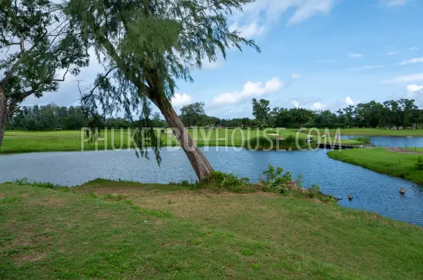BAN22287: Elegant Two-Story 3BR Home with Stunning Golf Course and Lake Views for Sale in Bang Tao. Fotoğraf #19