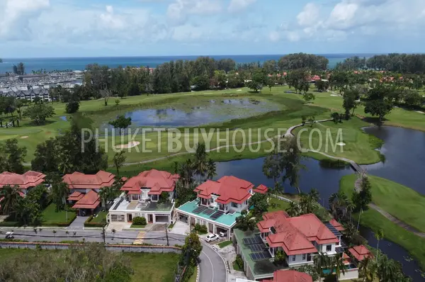 BAN22287: Elegant Two-Story 3BR Home with Stunning Golf Course and Lake Views for Sale in Bang Tao. Fotoğraf #38