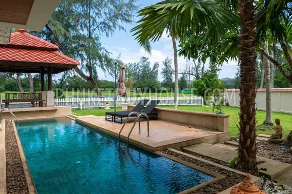 BAN22287: Elegant Two-Story 3BR Home with Stunning Golf Course and Lake Views for Sale in Bang Tao. Fotoğraf #44