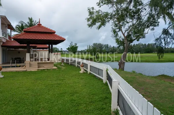 BAN22287: Elegant Two-Story 3BR Home with Stunning Golf Course and Lake Views for Sale in Bang Tao. Fotoğraf #54