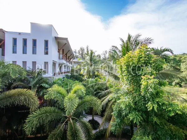 NAT5953: Splendid Apartment just 50 meters from Nai Thon Beach. Photo #2