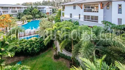NAT5953: Splendid Apartment just 50 meters from Nai Thon Beach. Photo #3