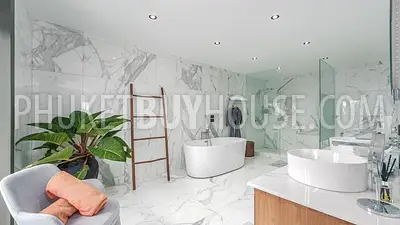 SUR22288: Skyline Villa with Ocean Views – A Pinnacle of Luxury Living in Surin. 照片 #7