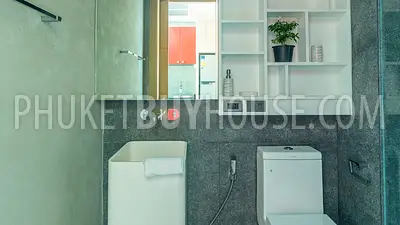NAI6956: Freehold - Apartments for Sale in Nai Harn Beach Area. Fotoğraf #3