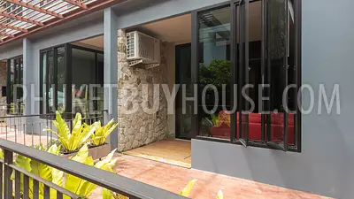 NAI6956: Freehold - Apartments for Sale in Nai Harn Beach Area. Fotoğraf #5