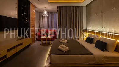 NAI6956: Freehold - Apartments for Sale in Nai Harn Beach Area. Fotoğraf #6