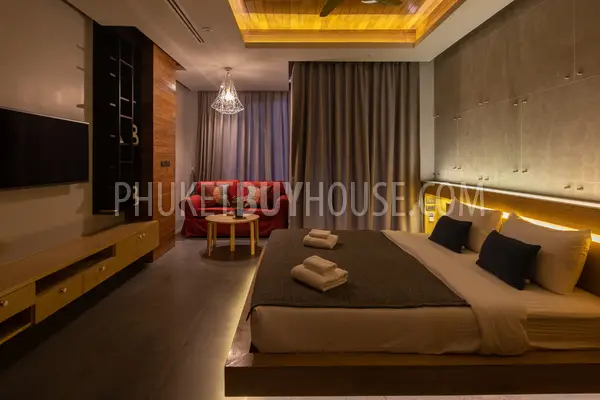 NAI6956: Freehold - Apartments for Sale in Nai Harn Beach Area. Photo #6