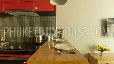 NAI6956: Freehold - Apartments for Sale in Nai Harn Beach Area. Fotoğraf #1