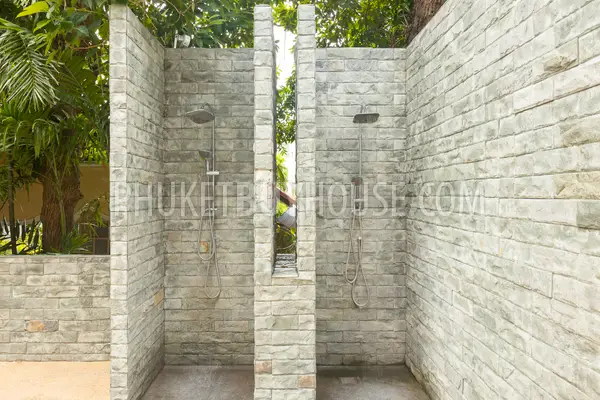 NAI6956: Freehold - Apartments for Sale in Nai Harn Beach Area. Photo #16