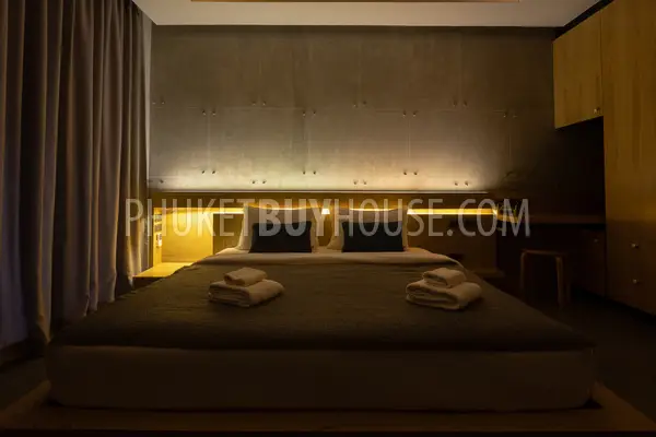 NAI6956: Freehold - Apartments for Sale in Nai Harn Beach Area. Photo #8