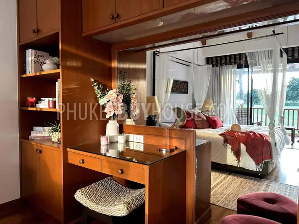 LAG22300: A Dream Villa in the Laguna Region with Private Pool and Golf Views for Sale. Photo #3