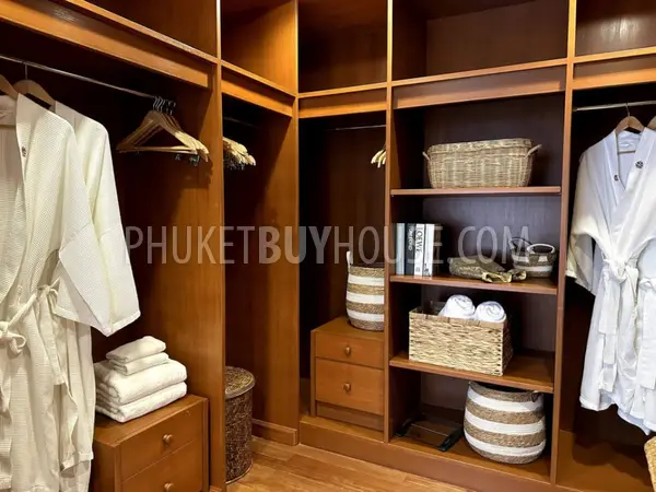 LAG22300: A Dream Villa in the Laguna Region with Private Pool and Golf Views for Sale. Photo #17