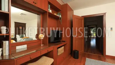 LAG22300: A Dream Villa in the Laguna Region with Private Pool and Golf Views for Sale. Photo #19