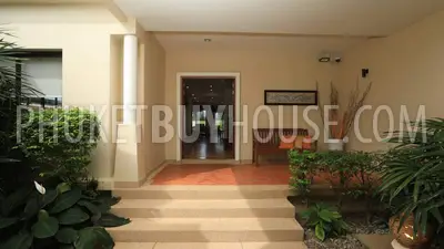 LAG22300: A Dream Villa in the Laguna Region with Private Pool and Golf Views for Sale. Photo #21